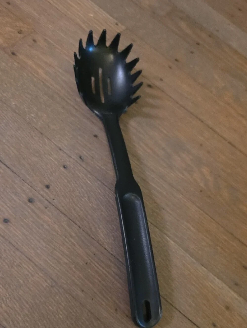 The Pampered Chef : Pasta Server & Slotted Turner Spatula -Set Of 2
